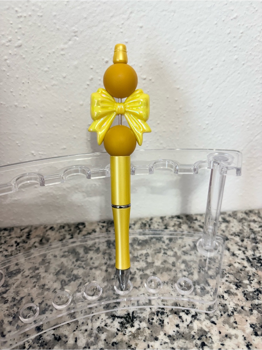 Yellow Bow pen